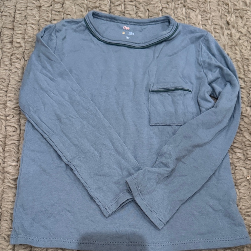 Cozy Blue Long Sleeve Kids Tee size 5t great condition